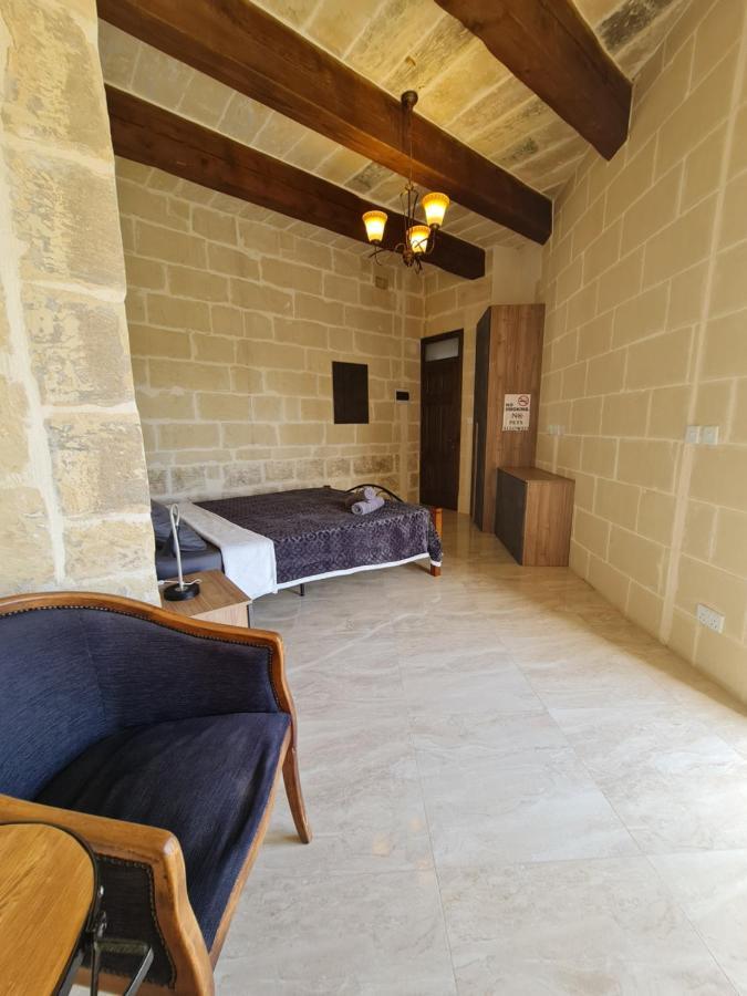 Splendid House Victoria Gozo Hotel Bagian luar foto