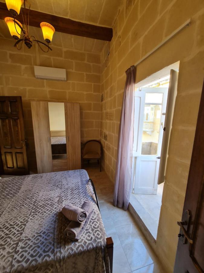Splendid House Victoria Gozo Hotel Bagian luar foto