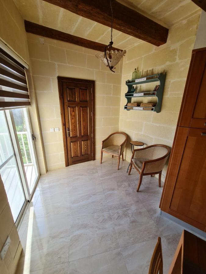 Splendid House Victoria Gozo Hotel Bagian luar foto