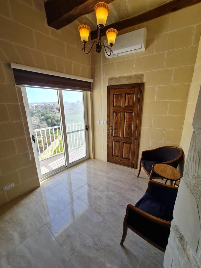 Splendid House Victoria Gozo Hotel Bagian luar foto