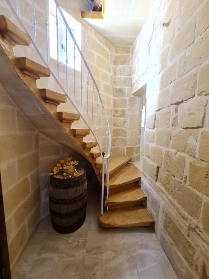 Splendid House Victoria Gozo Hotel Bagian luar foto